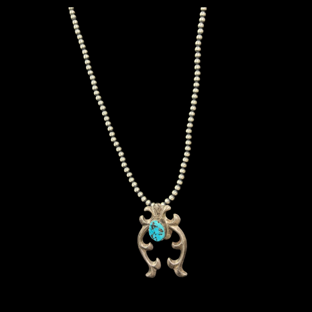 Vintage Naja & Navajo Pearl Necklace